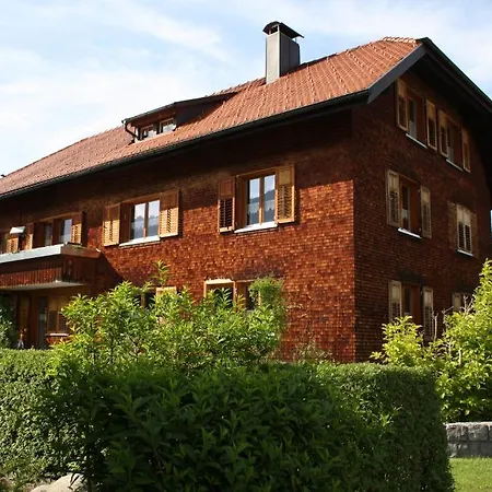 Mama Kaethe - Apartments Nenzing Exterior photo