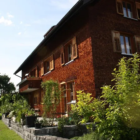 Mama Kaethe - Apartments Nenzing Exterior photo